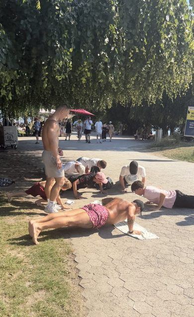 Park-Training mit Publikum